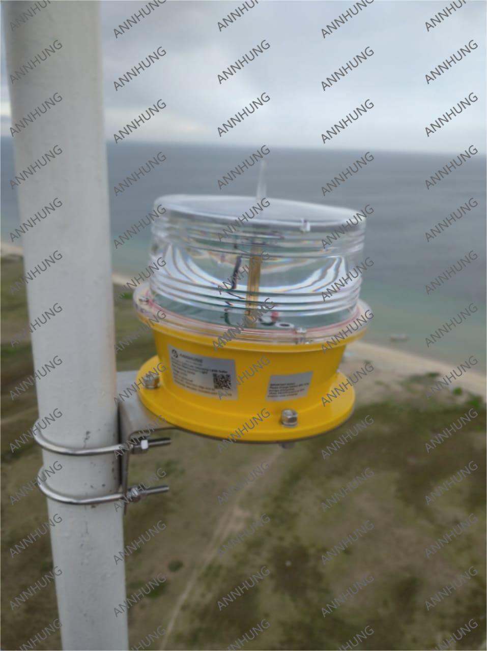 آخرین مورد شرکت Solar Marine Lantern Installation Case: AH-LS-C IP68 IALA Navigation Lights
