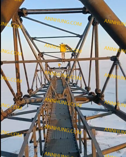 آخرین مورد شرکت 500KV پروژه انتقال جدید Xingfu-Yongyuan خط انتقال ، نور انسداد هواپیمایی با شدت متوسط ​​خورشیدی